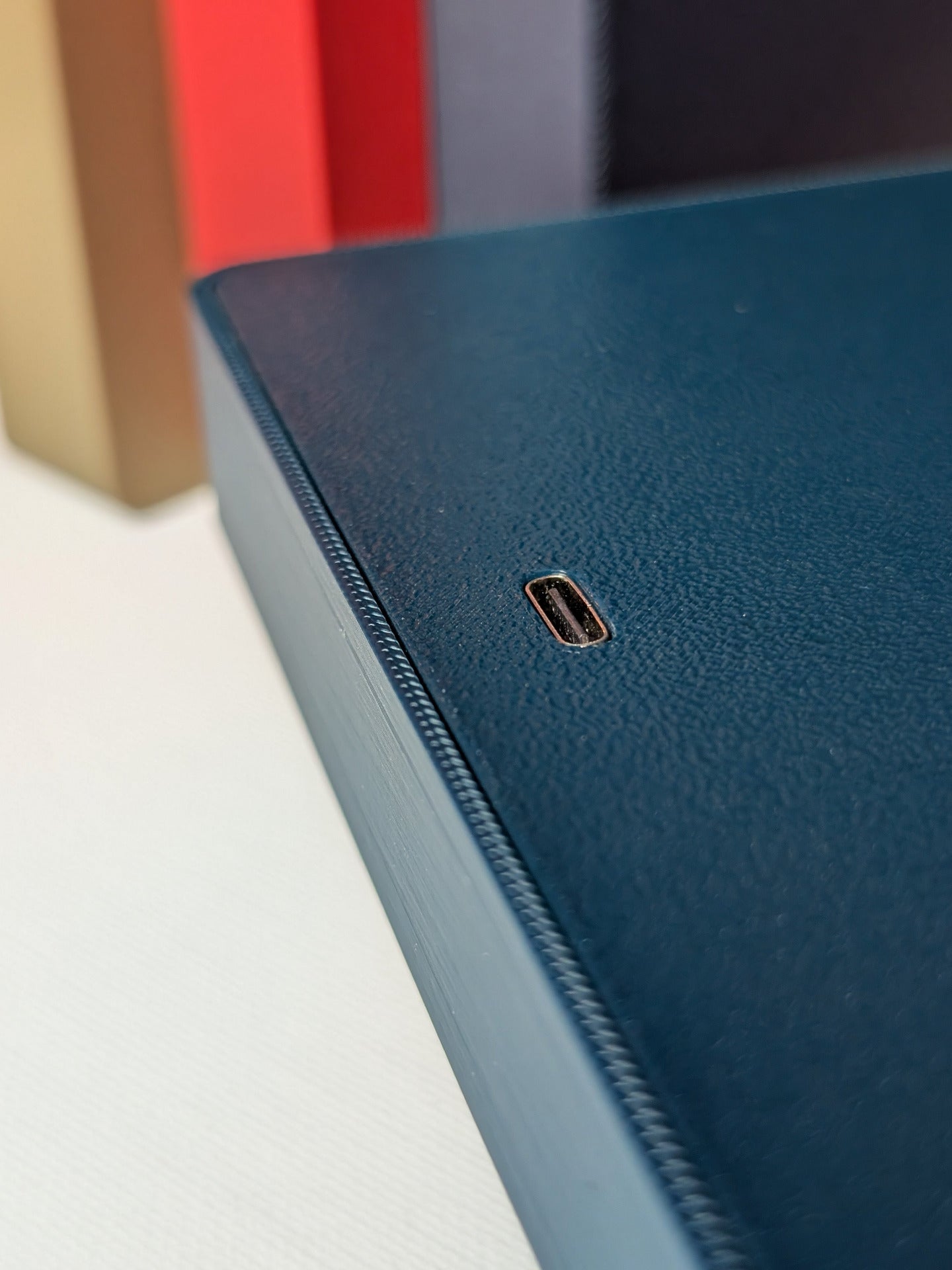 porta usb-c da placa LED da moldura