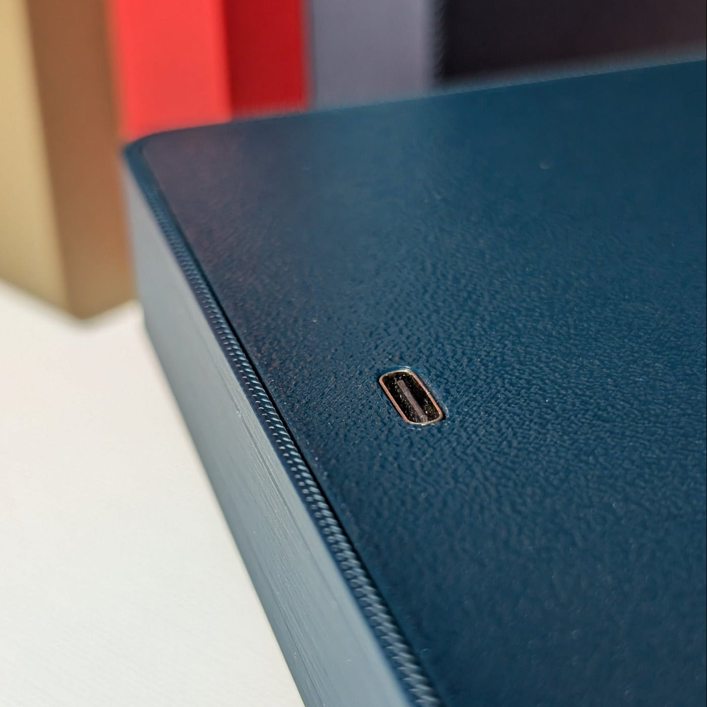 porta usb-c da placa LED da moldura